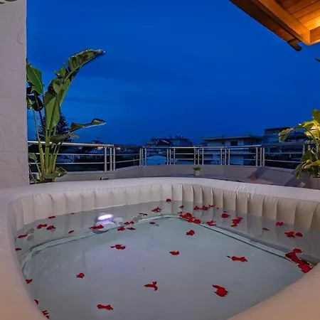 Coral Paradise Luxury Modern Family With Jacuzzi, Pool View & Parking In Rhodes Island Kremasti (Rhodes)