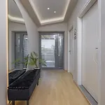 בית נופש Coral Paradise Luxury Modern Family With Jacuzzi, Pool View & Parking In Rhodes Island קרמסטי