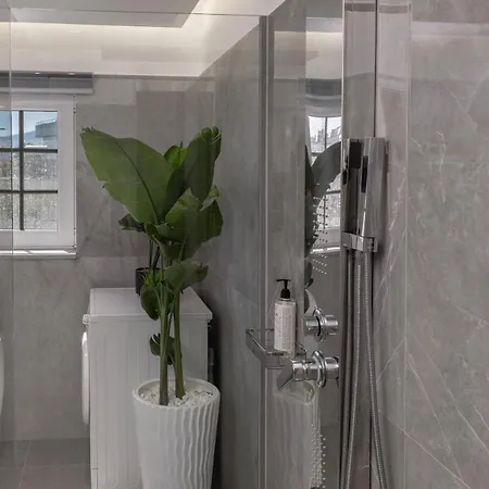 Coral Paradise Luxury Modern Family With Jacuzzi, Pool View & Parking In Rhodes Island Casa de Férias *