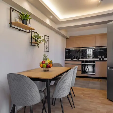 Coral Paradise Luxury Modern Family With Jacuzzi, Pool View & Parking In Rhodes Island Casa de Férias *