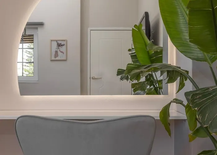 Coral Paradise Luxury Modern Family With Jacuzzi, Pool View & Parking In Rhodes Island *