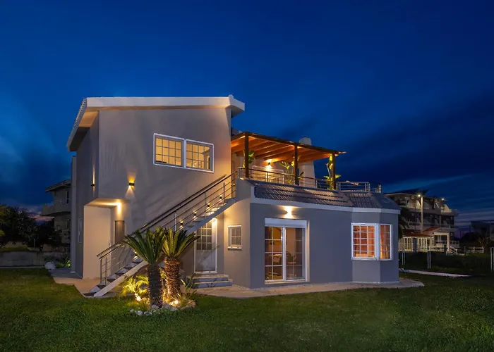 Coral Paradise Luxury Modern Family With Jacuzzi, Pool View & Parking In Rhodes Island * Kremastí