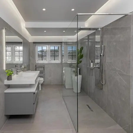 Coral Paradise Luxury Modern Family With Jacuzzi, Pool View & Parking In Rhodes Island בית נופש