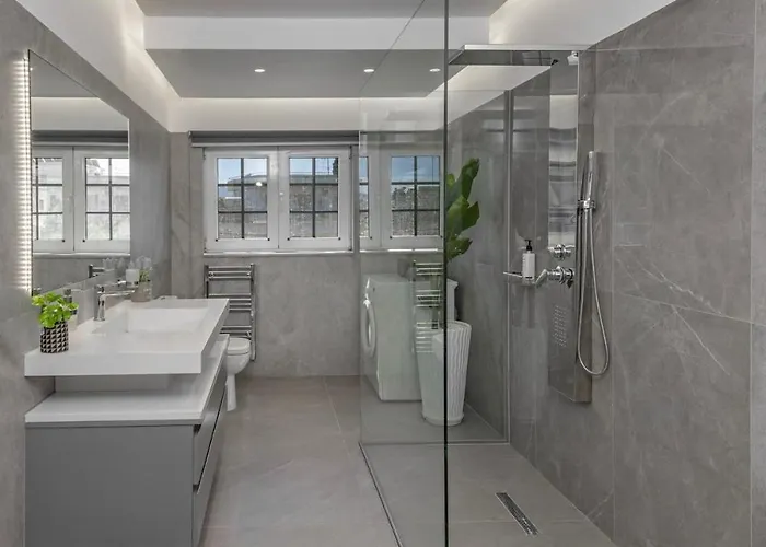 Coral Paradise Luxury Modern Family With Jacuzzi, Pool View & Parking In Rhodes Island 別荘